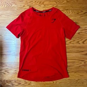 Red Gymshark tshirt size - L